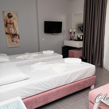 Angel Saranda Palace Екстериор снимка